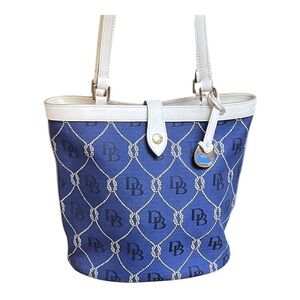 RARE! Vintage Dooney and Bourke Nautical Bucket Bag